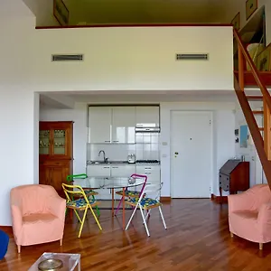 aaut-appartamento-villa-preli.hotelitalianriviera.com/